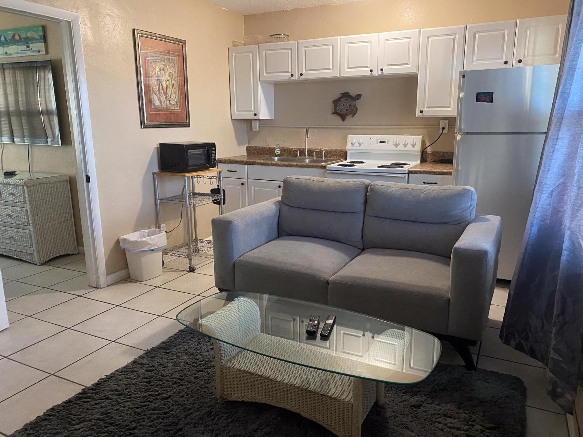 Oasis Palms Resort Сейнт Пийт Бийч Екстериор снимка